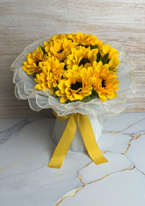 PETALOS AMARILLOS