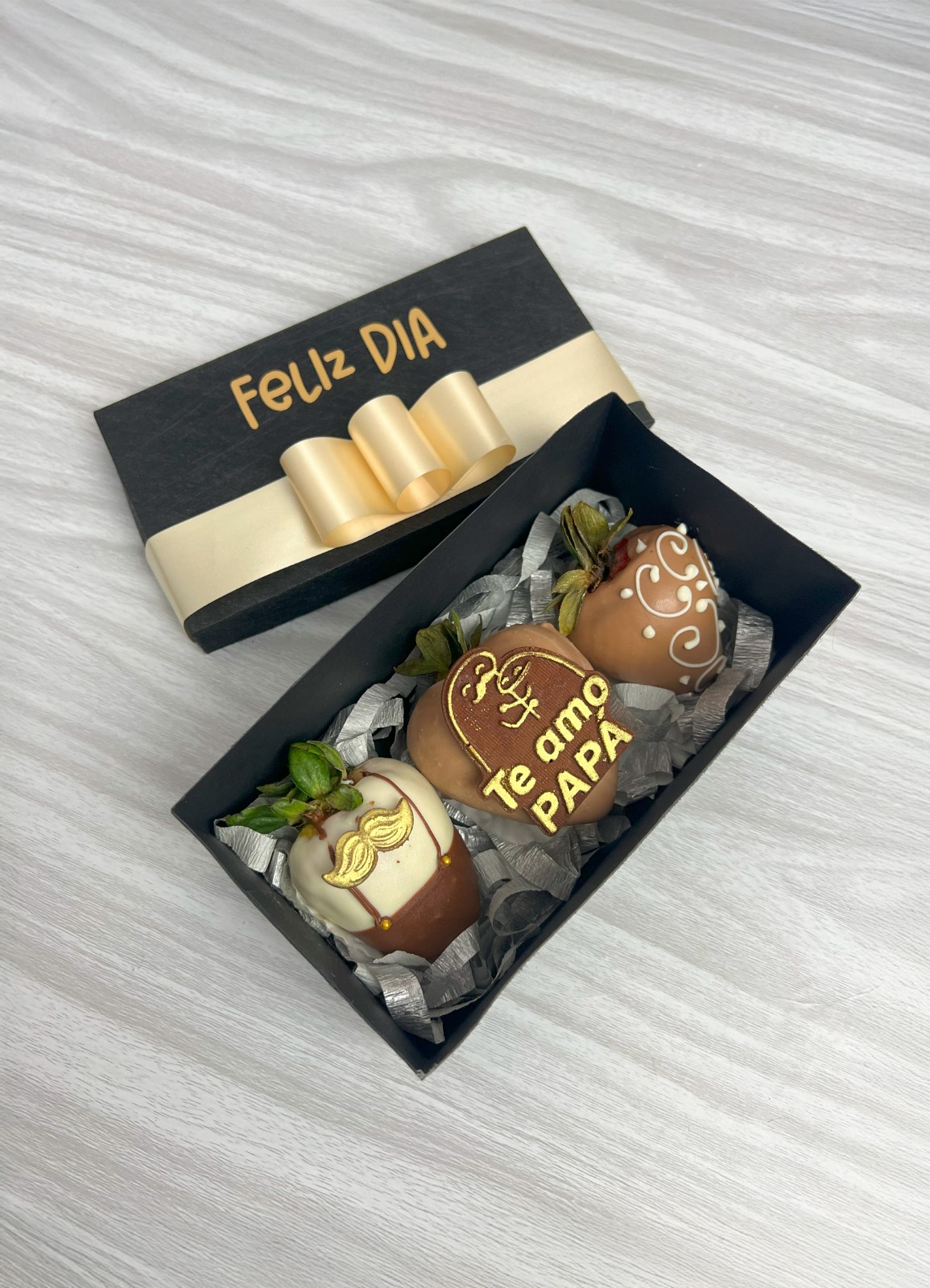 FELIZ DIA